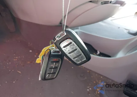 2018 Chrysler Pacifica Touring L z USA, uszkodzony, nr VIN 2C4RC1BG0JR103456